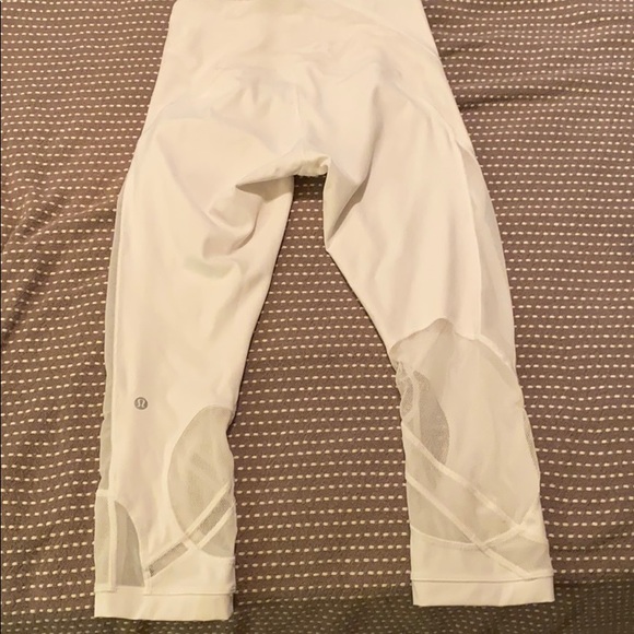 Lululemon Crops - Picture 2 of 6